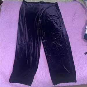 Velvet Wide-Leg Pants in Deep Purple